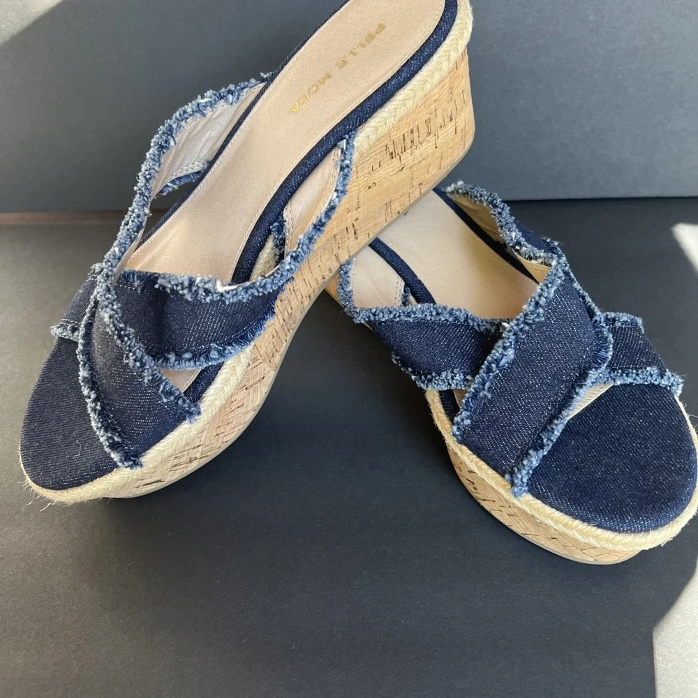 PELLE MODA Denim Frayed Blue Slip On Cork Wedge Espadrille Sandals Shoes Sz 9.5